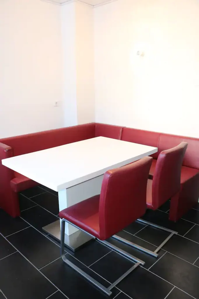 Esstisch ferienhaus anelito kleve